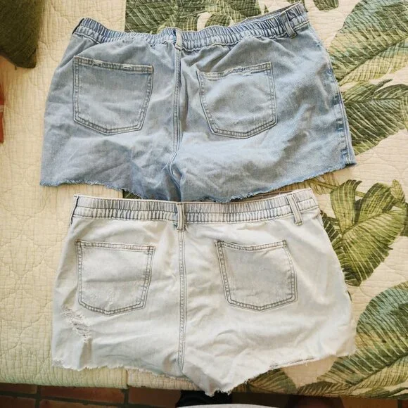 3 Pairs of Aerie Dream Short - Picture 2 of 7